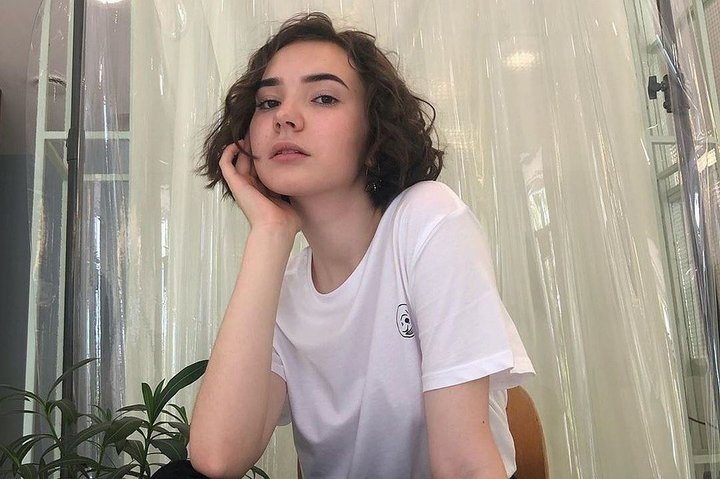 Это не первое видео  снятое  Викторий Пузиковой 